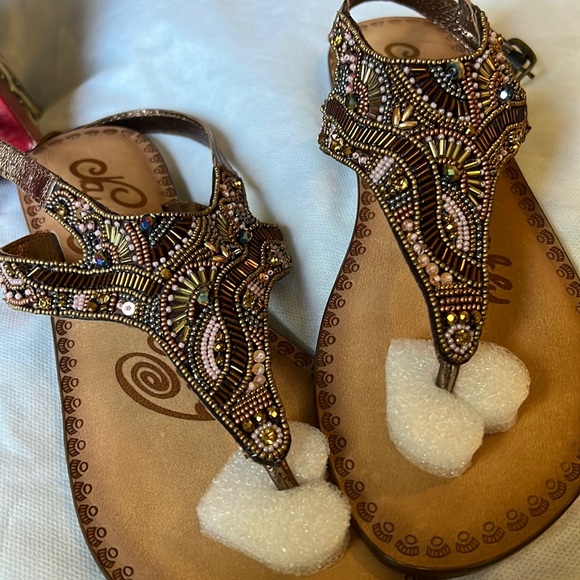Flat sandals - Picture 3 of 5